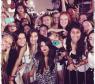 Selena Gomez sempre posa com os fãs depois de seus shows
