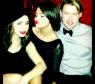 Selena Gomez mostra que é BFF dos astros de "Glee" e "Os Instrumentos Mortais - Cidade dos Ossos", respectivamente, Chord Overstreet e Lily Collins