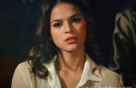 Na novela "Em Família": Luiza discute com Laerte e é atropelada!