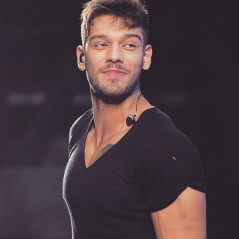 Lucas Lucco funkeiro? Astro canta "Malandramente" e "Bumbum Granada" em versão acústica e fãs piram