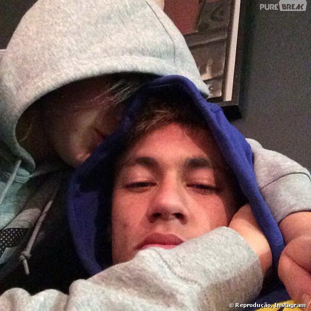Neymar nega término do namoro com Bruna Marquezine: "Amor que nunca acaba"