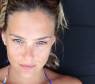  A modelo&amp;nbsp;Bar Refaeli e esse rostinho natural de causar inveja em qualquer um 