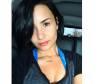  Demi Lovato adora passar uma maquiagem no rosto, mas ela nem precisa 