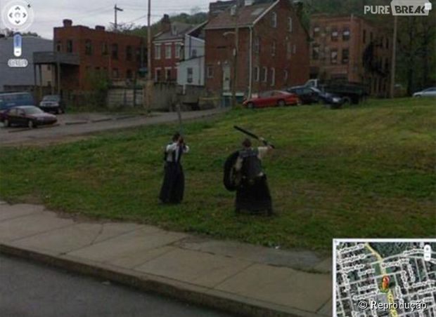 Google Street View flagra luta de espada
