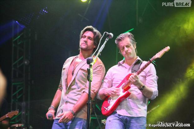 "Noite Feliz", cantada por Victor & Leo, é a última música do "Natal Em Família"