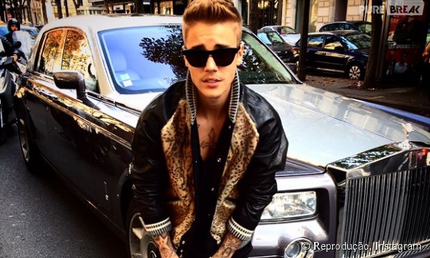 Justin Bieber diz que modelo palestina Jacqueline Younis parece a princesa Jasmine