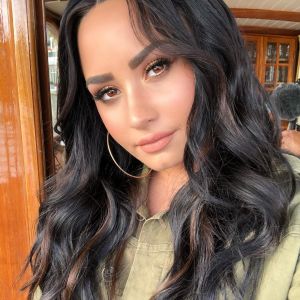 Demi Lovato lança "Sober", sua nova música de trabalho, e se desculpa por não estar mais sóbria!