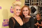 Irmã de Miley Cyrus desabafa em entrevista: "Ela é muito escandalosa"