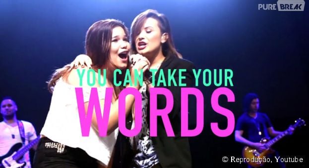 <p>Demi Lovato canta com a irm&atilde; no lyric v&iacute;deo de "Really Don't Care"</p>