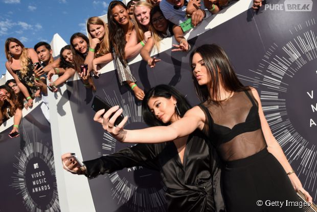 Kendall e Kylie Jenner seguem os passos de Kim Kardashian e anunciam lançamento de game