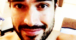 Resultado de imagem para gifs rbd alfonso herrera