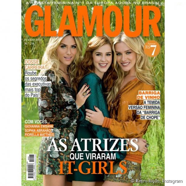 <p>As atrizes Giovanna Ewbank, Sophia Abrahão e Fiorella Mattheis posaram para a capa da revista "Glamour" de julho</p>