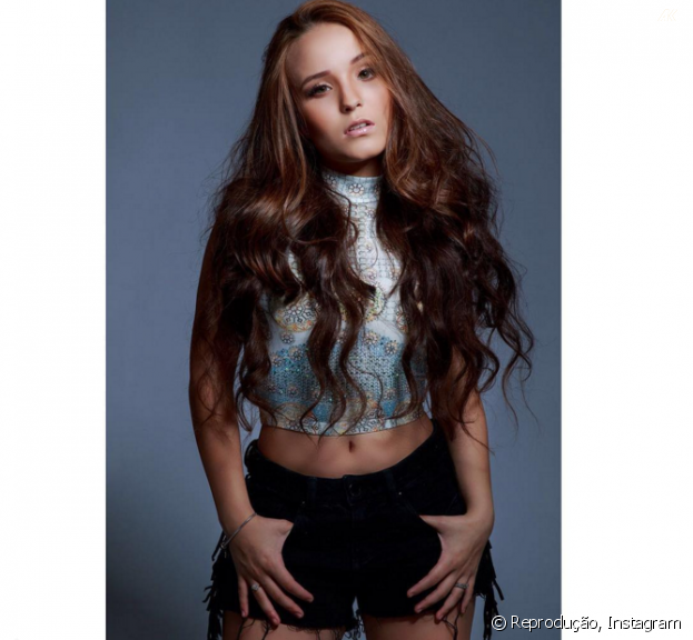 Larissa Manoela, de "Cúmplices de Um Resgate", modelo? Veja porque a gata é promessa nas passarelas!