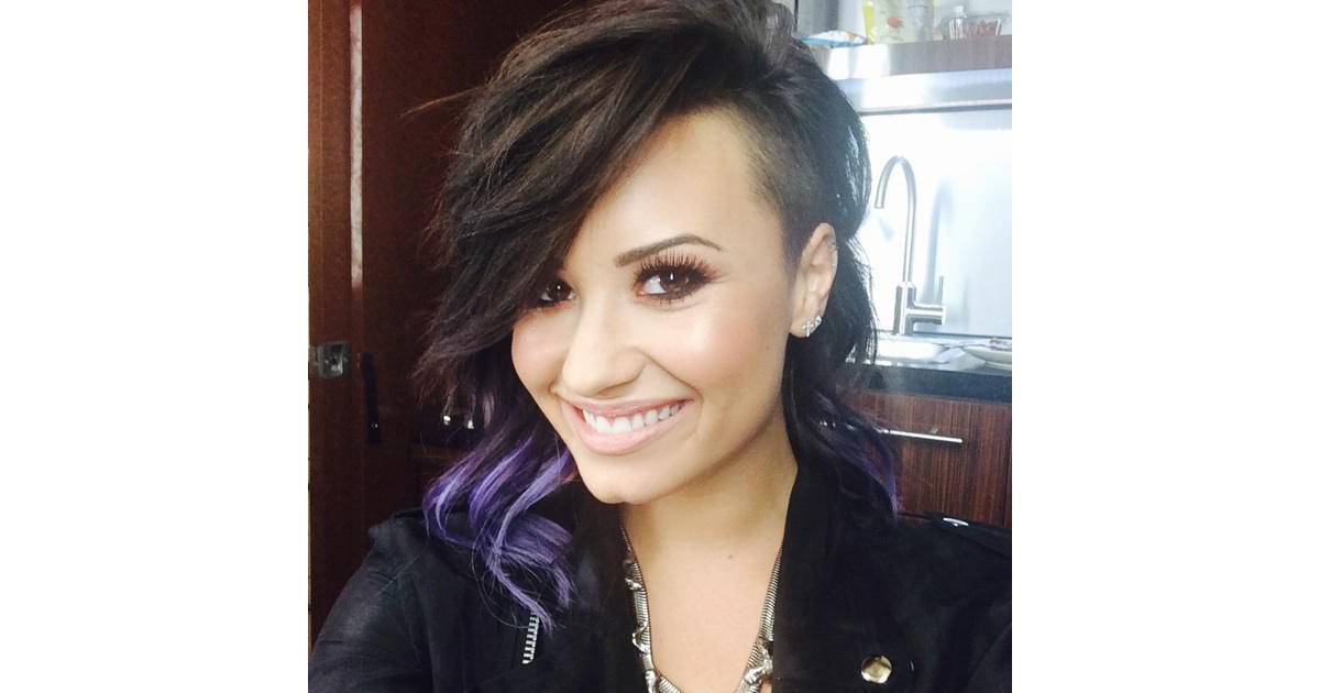 Demi Lovato Corta O Cabelo E Muda Mais Uma Vez O Visual Confira As | demi lovato corta o cabelo e muda mais uma vez o visual Demi Lovato Corta O Cabelo E Muda Mais Uma Vez O Visual Confira As | demi lovato corta o cabelo e muda mais uma vez o visual