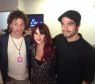 <p>Dulce Maria posa para fonto com Christopher Uckermann e Alfonso Herrera</p>