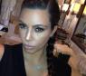 Pose para uma selfie: Kim Kardashian ama tirar fotos de sim mesma