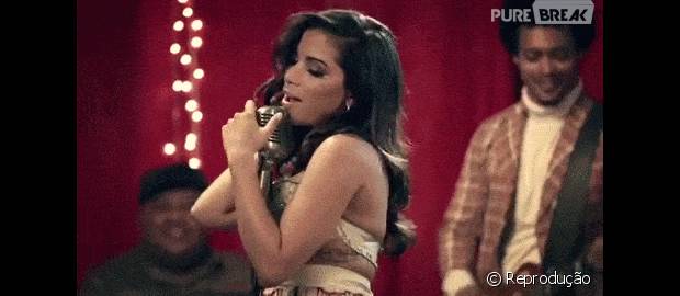 Anitta em "No Meu Talento"