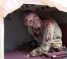 Nick ficou idêntico a um dos zumbis de "The Walking Dead"!