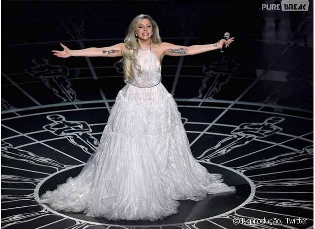 Lady Gaga, que brilhou no Oscar 2015, concorre a categoria de Melhor Canção Original, na edição de 2016 da cerimônia