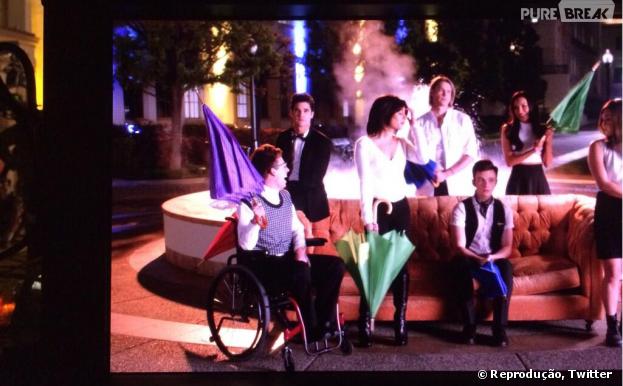 Em "Glee": Na 5ª temporada, série regrava a abertura de "Friends"!