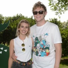 Emma Roberts, de "Scream Queens", volta a ser vista com Evan Peters e fãs torcem por reconciliação!