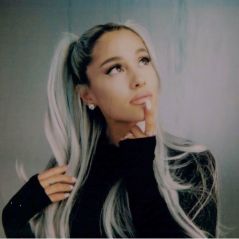 Após lançar clipe de "Breathin" estrelado por um porco, Ariana Grande resolve se explicar!