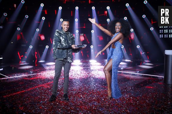 "The Voice Brasil": Iza venceu com o cantor Victor Alves, do Rio de Janeiro