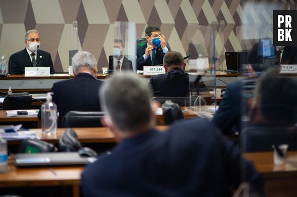 "Eu quero que eles (seus filhos) tenham a certeza de que eu lutei e vou continuar lutando para reduzir essa desigualdade que há no Brasil", disse o Senador Fabiano Contarato ao se manifestar contra o comentário homofóbico feito pelo empresário bolsonarista Otávio Fakhoury na CPI da Covid