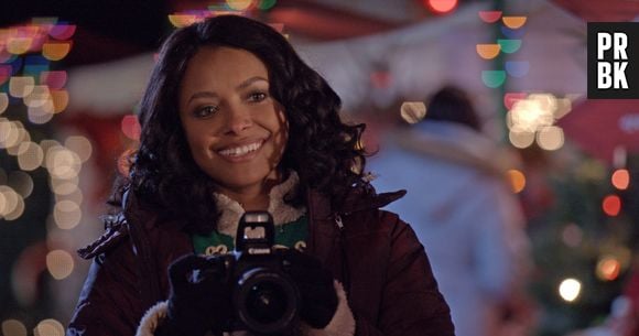 Em "O Feitiço do Natal", Abby (Kat Graham) herda um calendário mágico que gira sua vida de cabeça para baixo