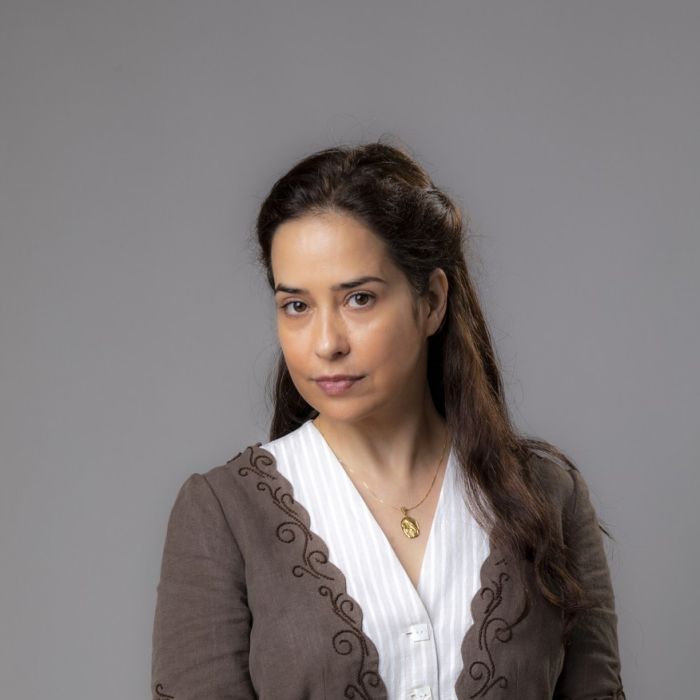 Paloma Duarte é Heloísa, tia de Elisa/Isadora (Larissa Manoela), em &quot;Além da Ilusão&quot;