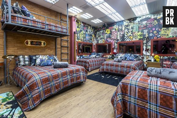 "BBB22": quarto "grunge" da casa terá cama beliche e roupas de cama xadrez