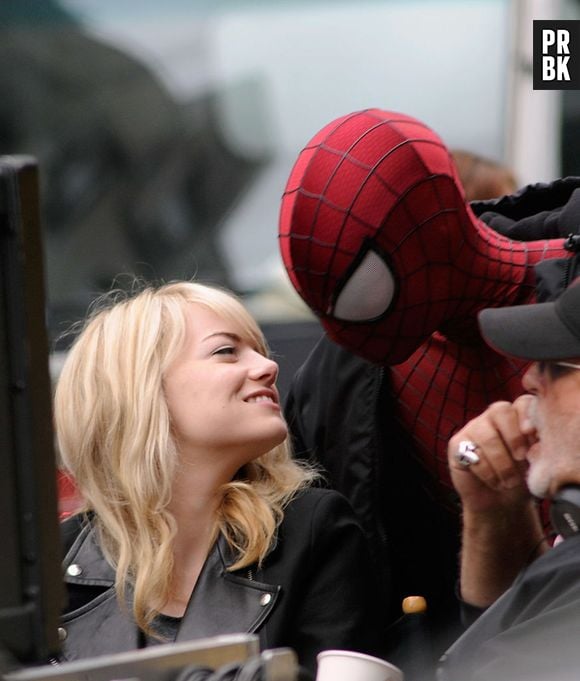 No set de "Homem-Aranha 3", Andrew Garfield relembrou a importância do herói