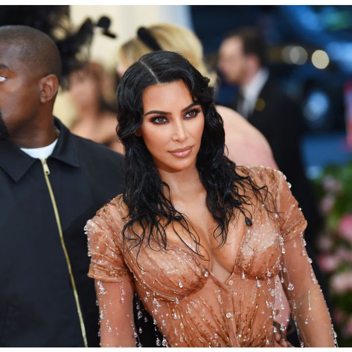 Kim Kardashian está divorciada de Kanye West. Ambos estão em novos relacionamentos