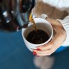 A qualidade do sono pode ser atrapalhada caso beba bebidas com cafeína antes de dormir