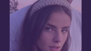 Giulia Be está namorando ex de Taylor Swift. Saiba quem é!