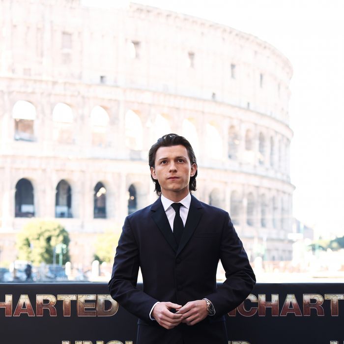 Tom Holland estrela o filme Uncharted - Purebreak