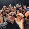 Now United: looks, fotos do grupo e recado para o Brasil em evento