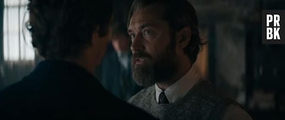 Em 2018, diretor de "Animais Fantásticos" disse que 2º filme não abordaria sexualidade de Dumbledore (Jude Law), o que gerou muitas críticas 