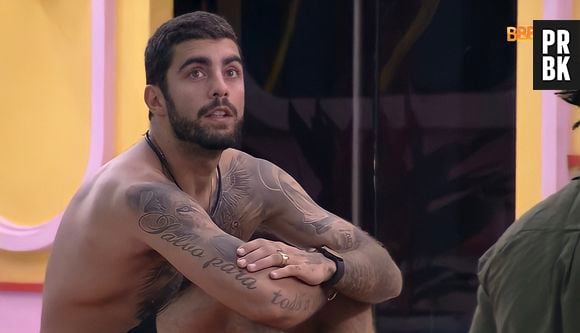 "BBB22": Pedro Scooby ganha discurso emocionante no programa e se emociona