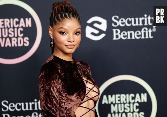 Halle Bailey será Ariel no live action de "Pequena Sereia"