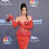 A cantora Kali Uchis elegeu look total red by GCDS para ir ao Billboard Music Awards 2022