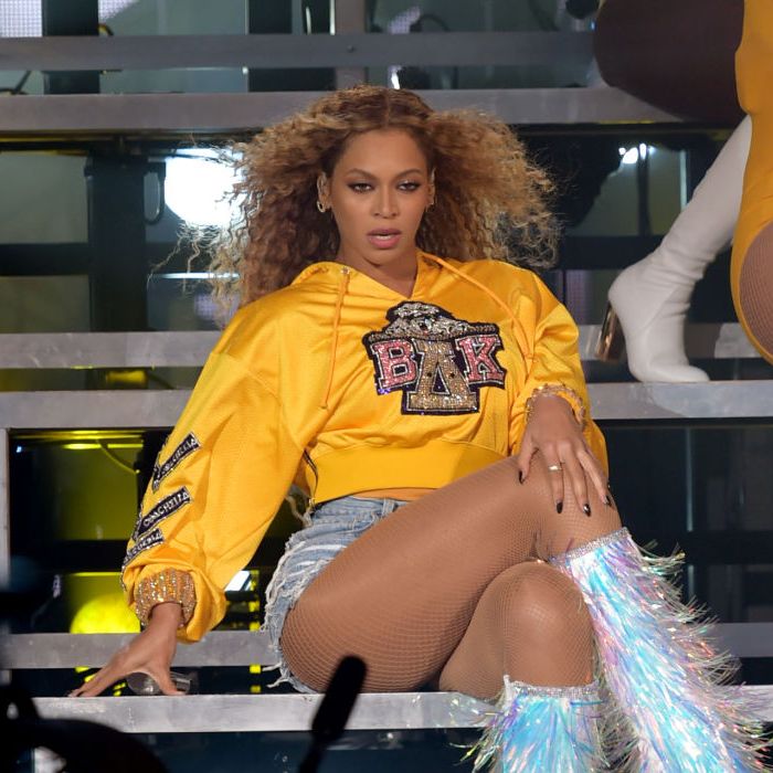 Beyoncé foi uma atração histórica no Coachella