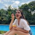 Camila Queiroz: babados ajudam a evidenciar o lado romântico