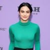 Camila Mendes: gola marcada é opção usada por atriz