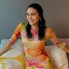 Camila Mendes e 25 looks da atriz de "Riverdale" para usar no dia a dia