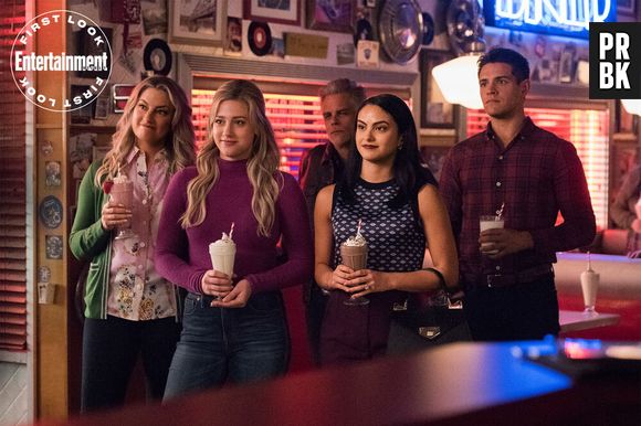 "Riverdale": 7ª temporada começará com protagonistas fora de relacionamentos, para garantir histórias de "primeiras vezes", adianta showrunner