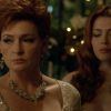 Em "Revenge", Penelope (Carolyn Hennesy) foi quem assassinou o pai de Louise (Elena Satine)