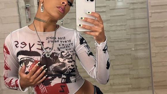 Doja Cat chega ao limite e xinga haters por ataques a sua aparência