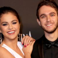 Selena Gomez e Zedd curtem encontro jogando boliche e cantora posta vídeo no Instagram