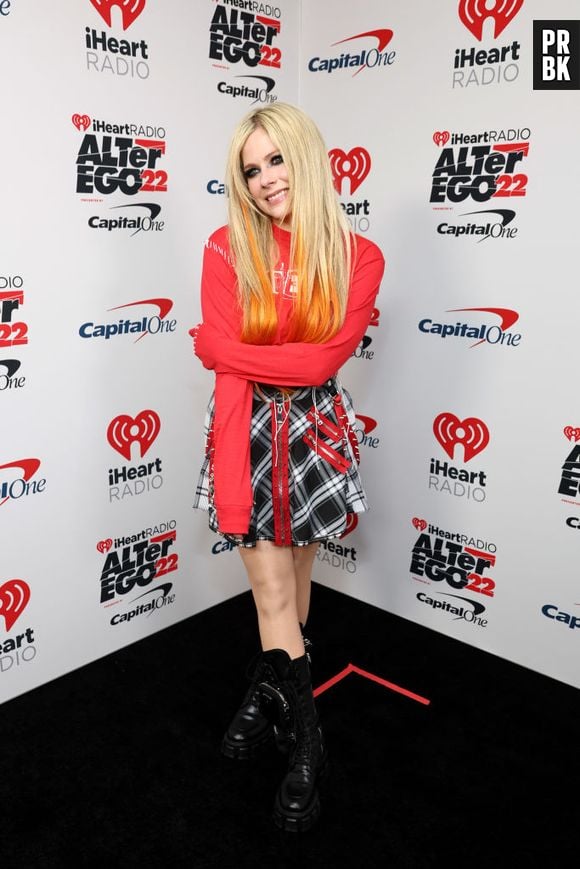 Avril Lavigne, atração do Rock in Rio, é um ícone do pop punk: inspire-se no estilo rock da artista